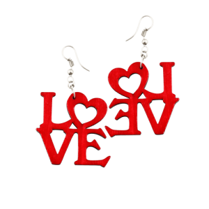 گوشواره چوبی love